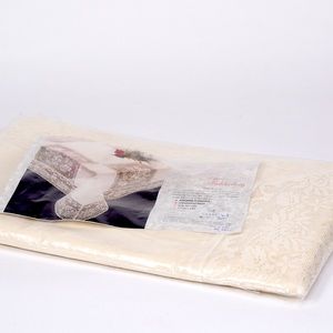 Lace table cloth+8 napkins 68x88